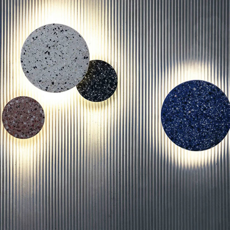 Applique murale circulaire LED à la texture de granité coloré

