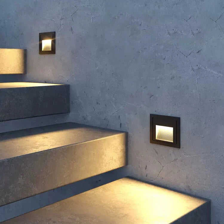 Spot extérieur pour escalier de forme carré ou rond