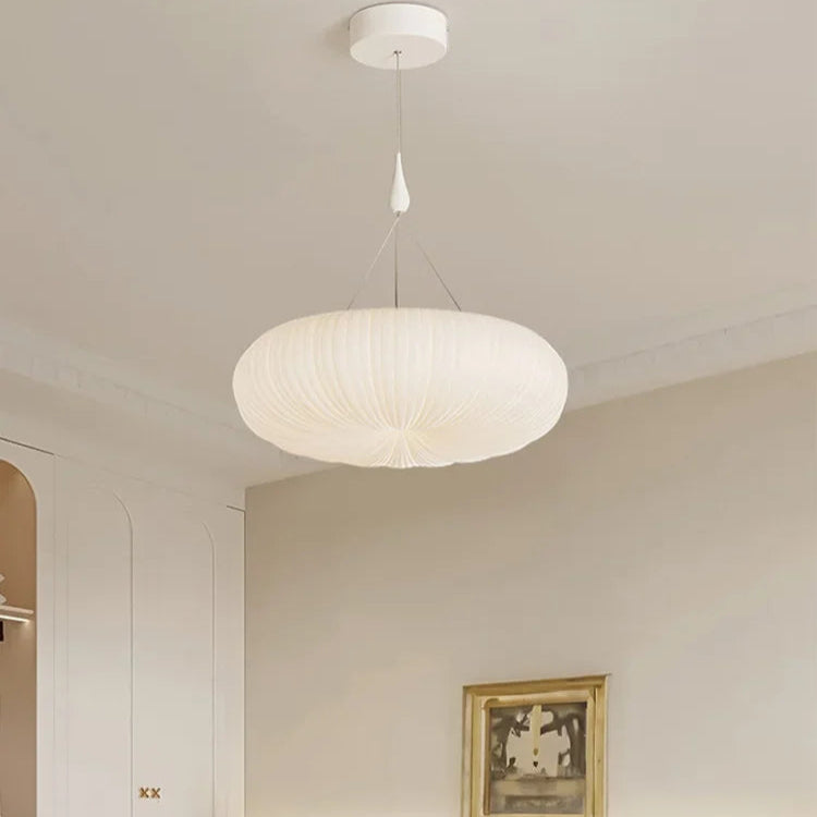 Plafonnier rond plissé blanc style moderne pour chambre ou salon