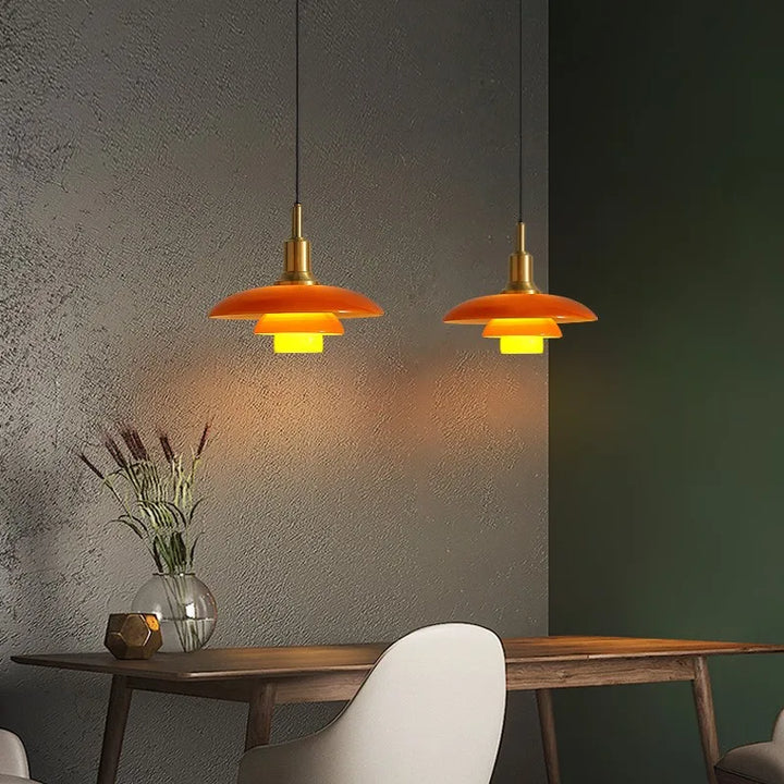Suspension luminaire danoise de cuisine blanche ou orange

