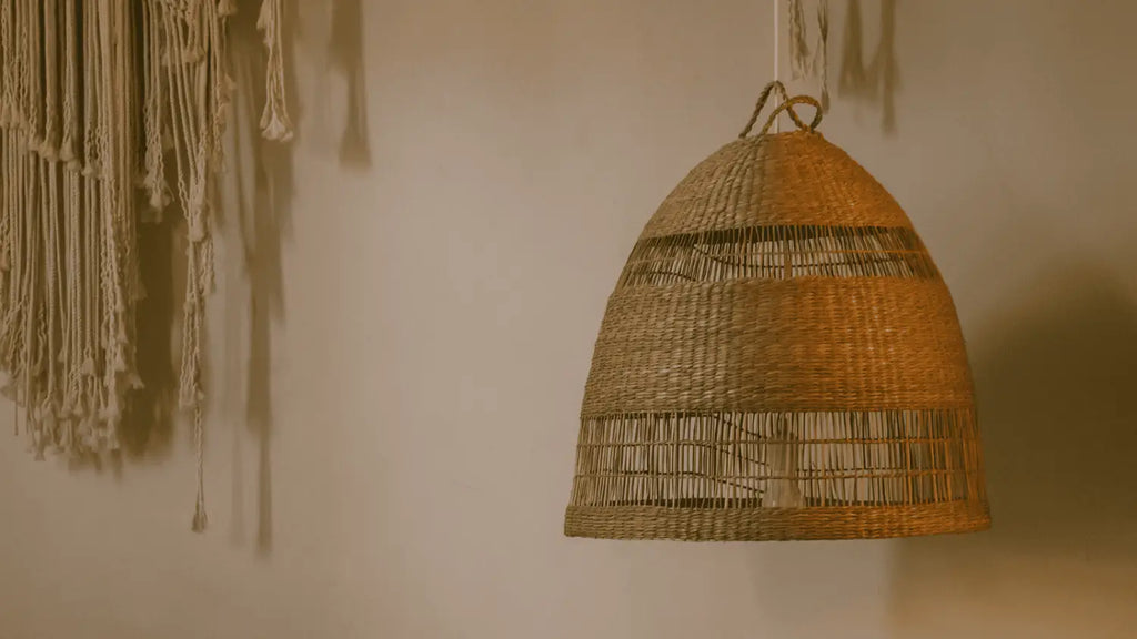 Comment intégrer les suspensions en cannage dans votre intérieur ?