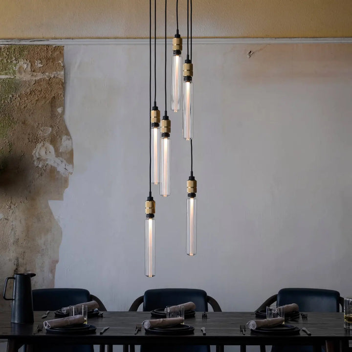 Ampoule LED Buster Bulb Tube dans un intérieur
