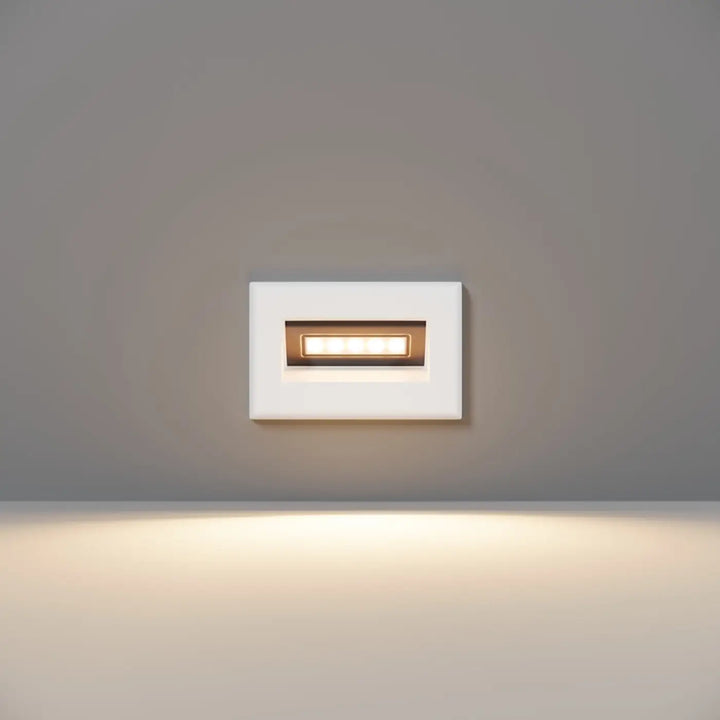 Applique encastrable blanche bosca avec led chaude pour éclairage d’une allée ou long d’une allée