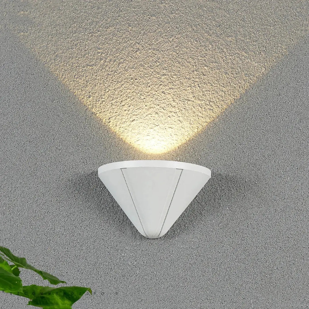 Applique extérieure conique design moderne et élégant blanc ou noir