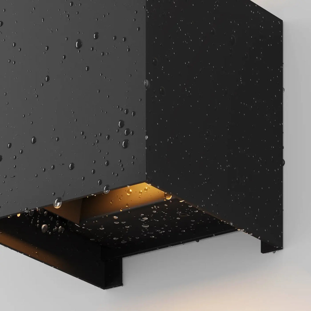 Applique extérieure fulton cube noire mate en forme géométrique avec lumière ambre double faisceau encastrée