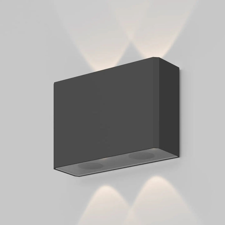 Applique extérieure led moderne noire mate avec double diffusion et faisceaux lumineux vers le haut et le bas