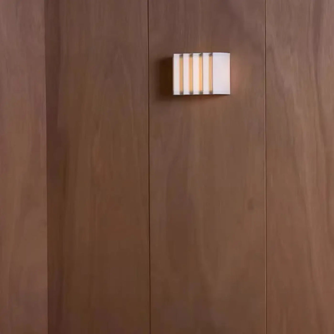 Applique murale en accordéon à base de tissue blanc

