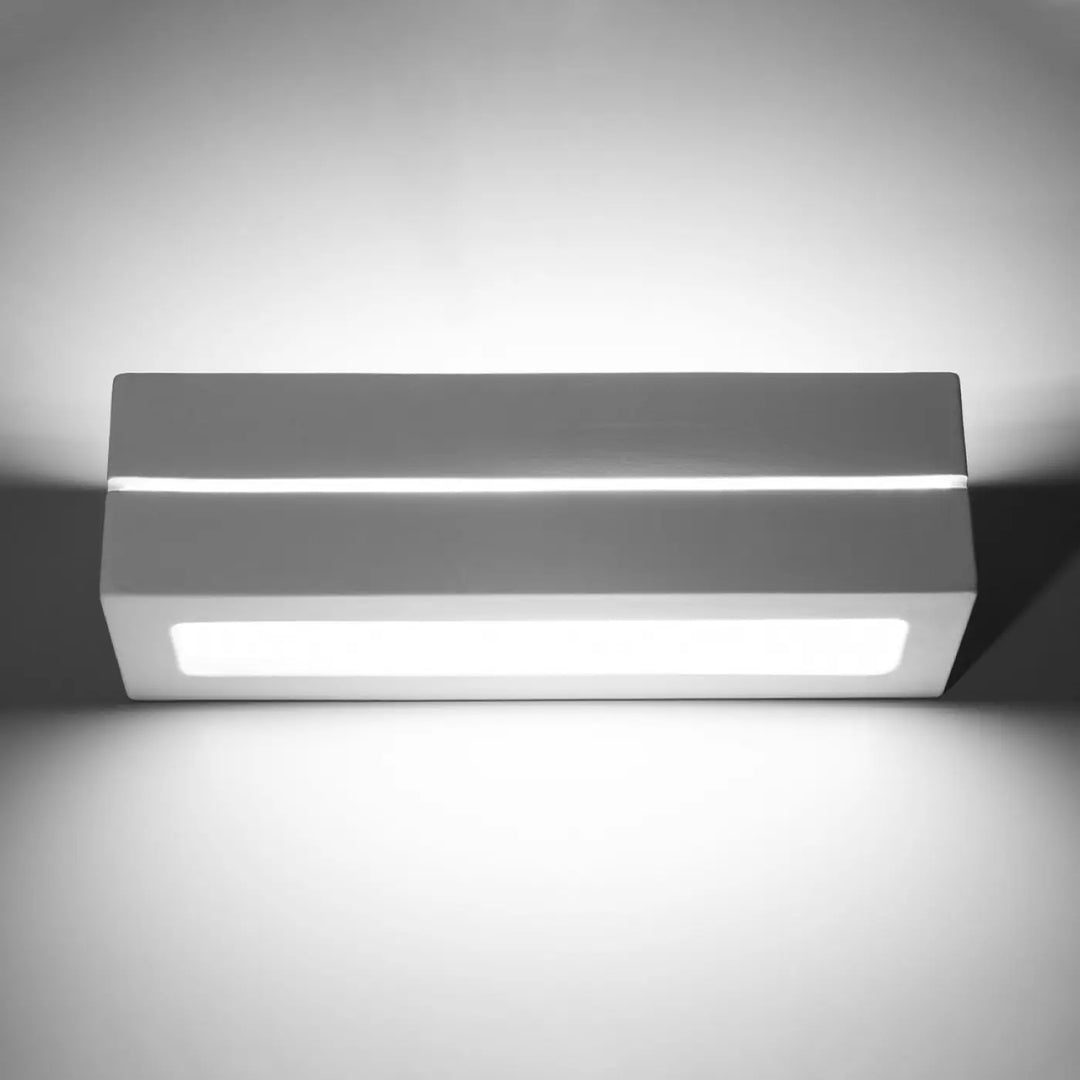 Applique murale céramique vega line blanche moderne avec deux bandes led horizontales offrant une belle lumière