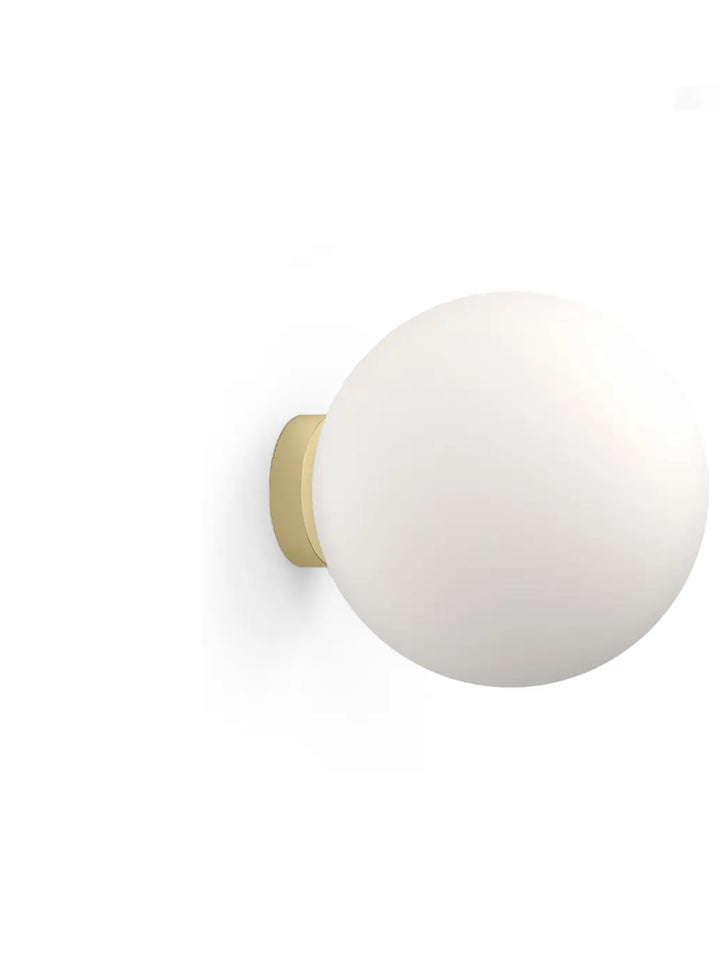 Applique Bola Sphere à rosace dorée, globe en verre opale de 40 cm
