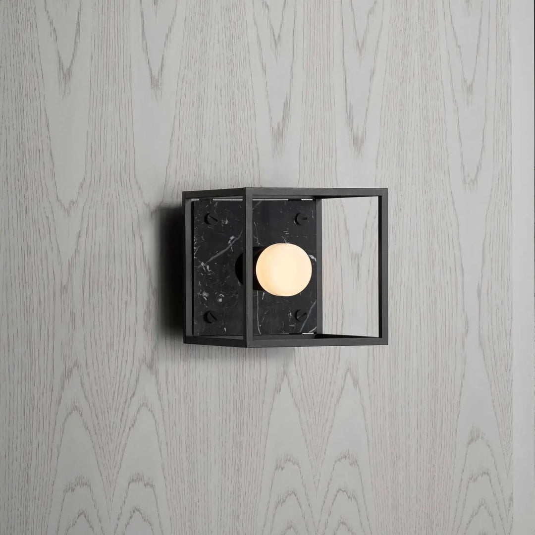 Applique murale Caged Small en marbre noir #couleur_noir