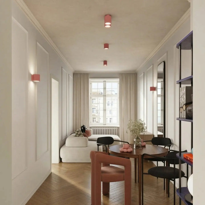 Applique murale rose dans un intérieur contemporain