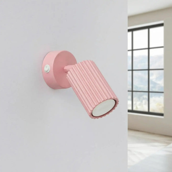 Applique Murale rose éteinte, vue rapprochée