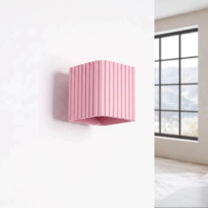 Applique murale Riff carrée en aluminium rose, éteinte