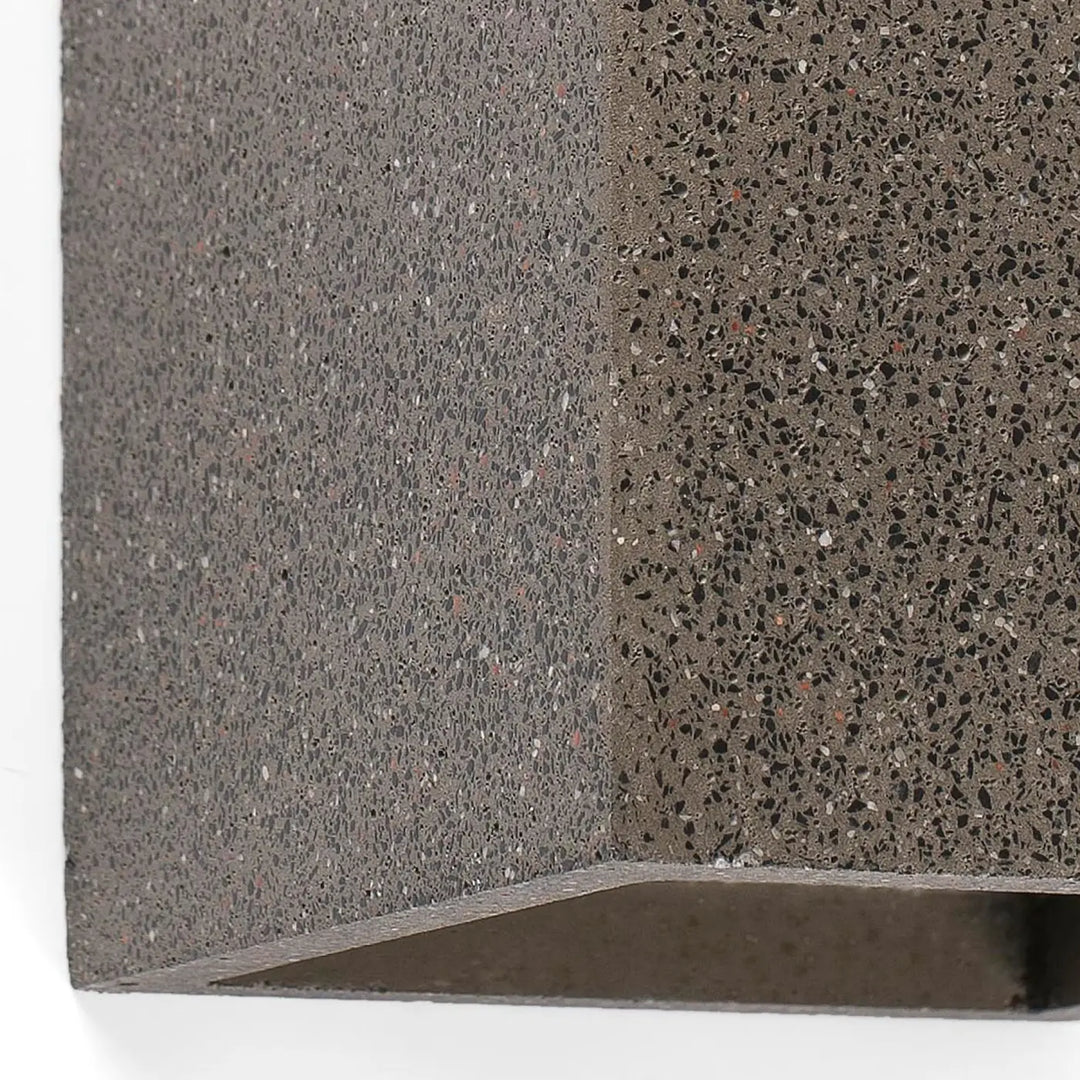 Détail de l'applique Kamen grise