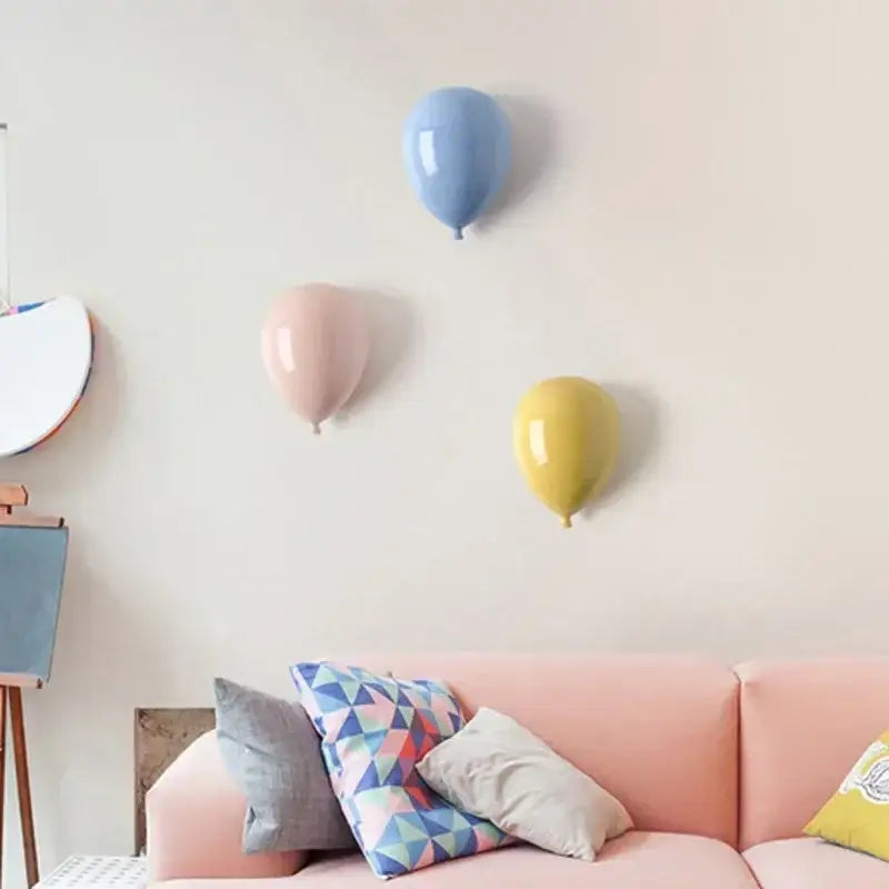 Applique Murale Design Ballon En Céramique Colorée Élégante