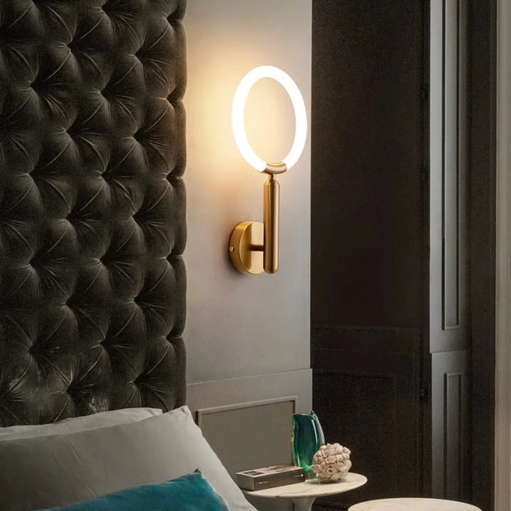 Applique murale design contemporain avec anneau lumineux
