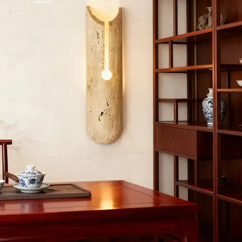 Applique design minimaliste en pierre sculptée élégant