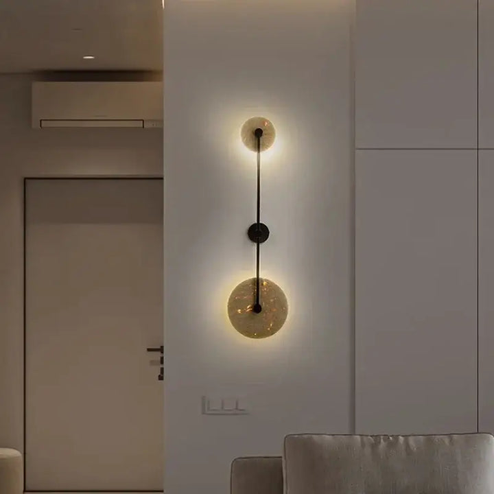 Applique murale design moderne double lumière dorée élégante