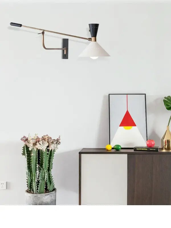 Applique murale design nordique avec bras réglable moderne