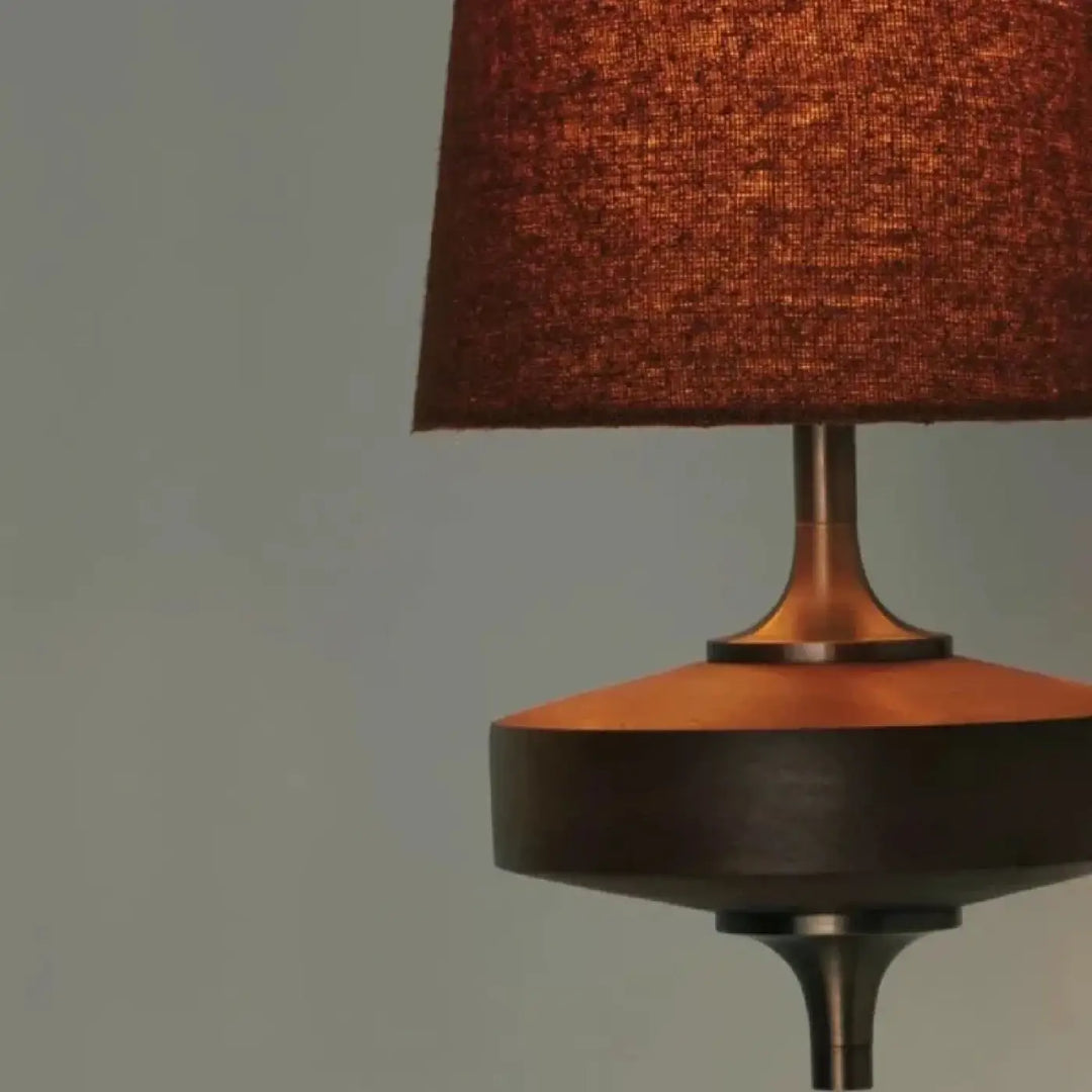 Applique murale design vintage avec motif bois élégant au style rétro