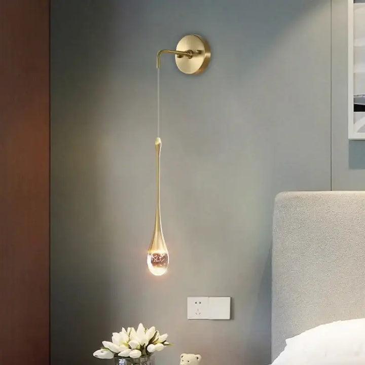 Applique Murale Goutte D’Eau Suspendue Élégante