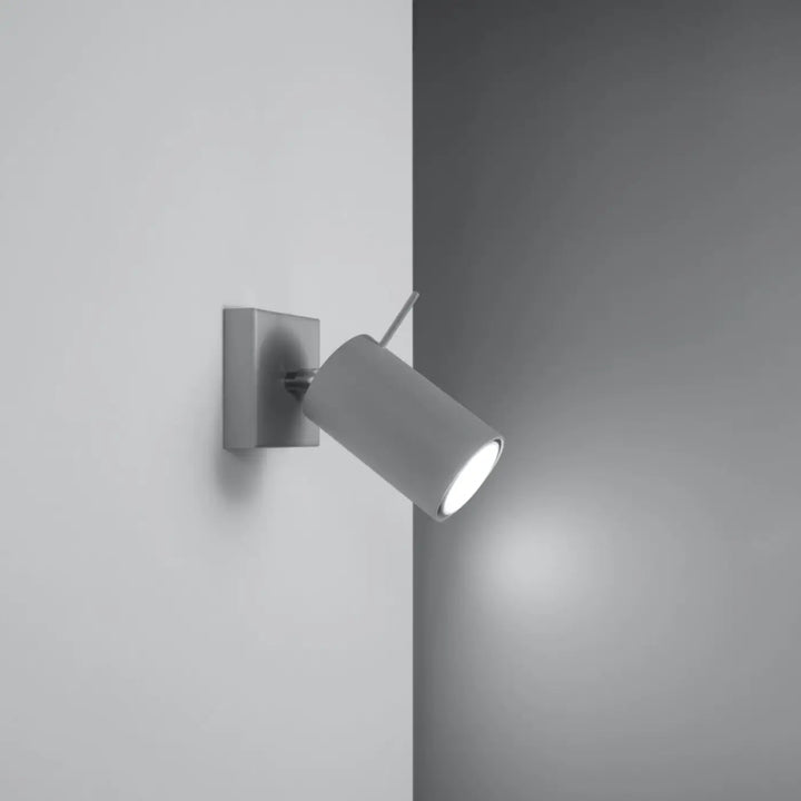Applique murale gris ring 1 avec tête cylindrique et base carrée offrant murale à bras et confort d’utilisation
