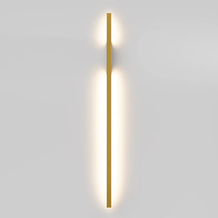 Applique murale halo barre verticale en métal doré minimaliste avec éclairage d ambiance doux et design rectangulaire élégant