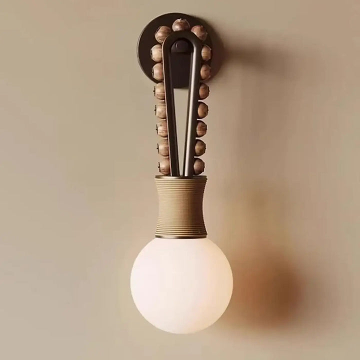 Applique murale en laiton avec globe en verre blanc design