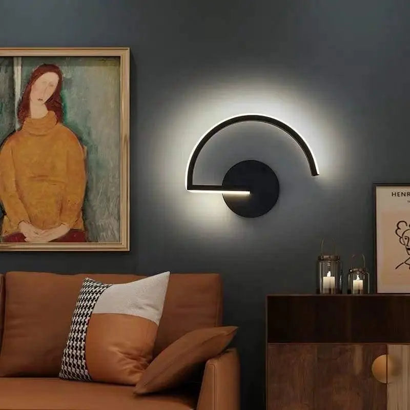 Applique Murale LED Amazon Noir Design En Demi-Cercle