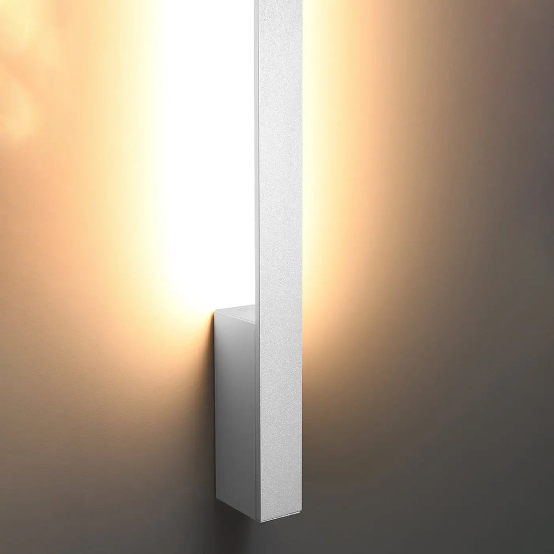 Applique murale sappro l 3000k blanc avec boîtier allongé et module led pour luminaire lahti moderne et minimaliste