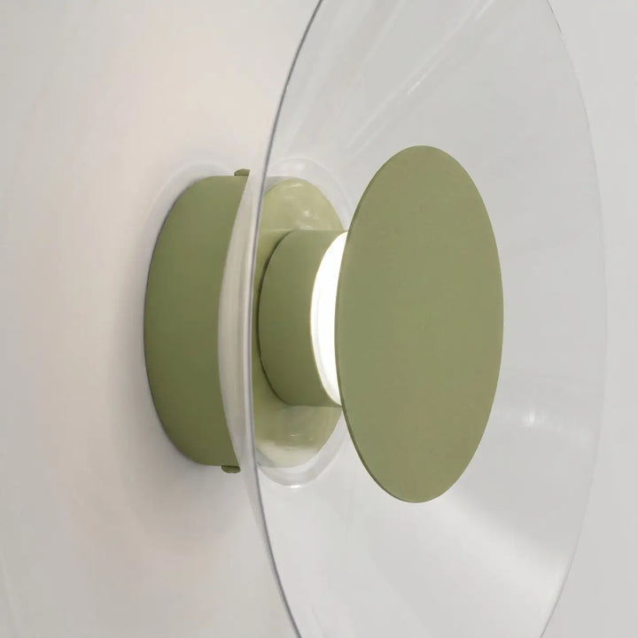 Applique murale ASTRO vert olive vue de profil, disque transparent