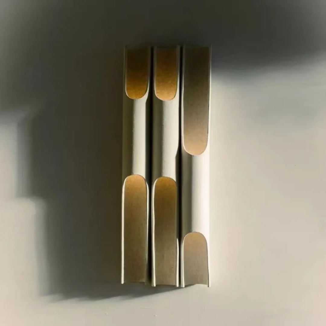 Applique murale led dorée style minimaliste beige élégant