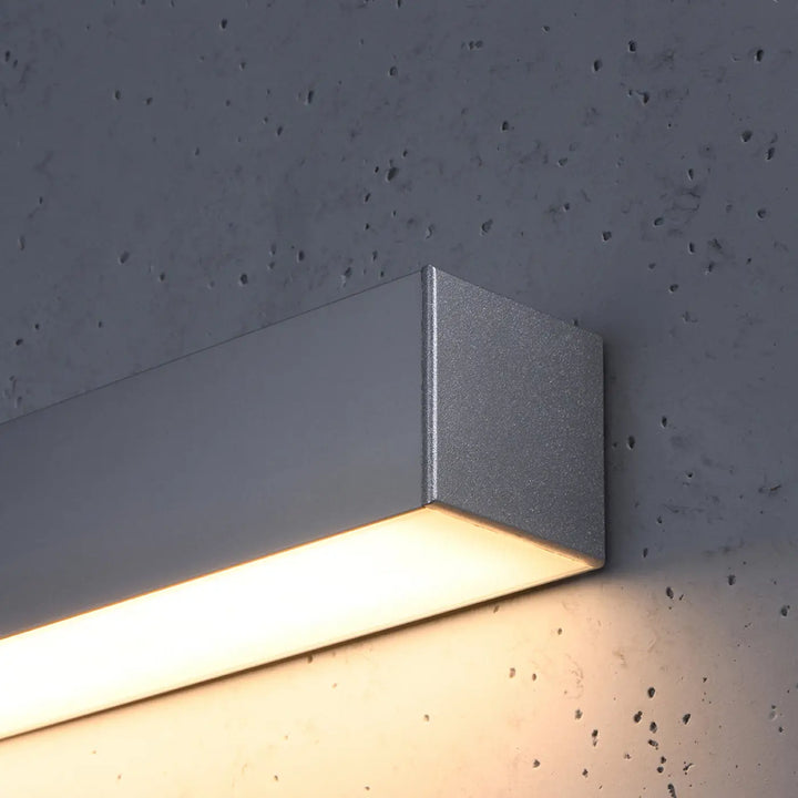 Applique murale collection pinne gris en métal avec module led assurant des paramètres d’éclairage chaleureux et uniformes