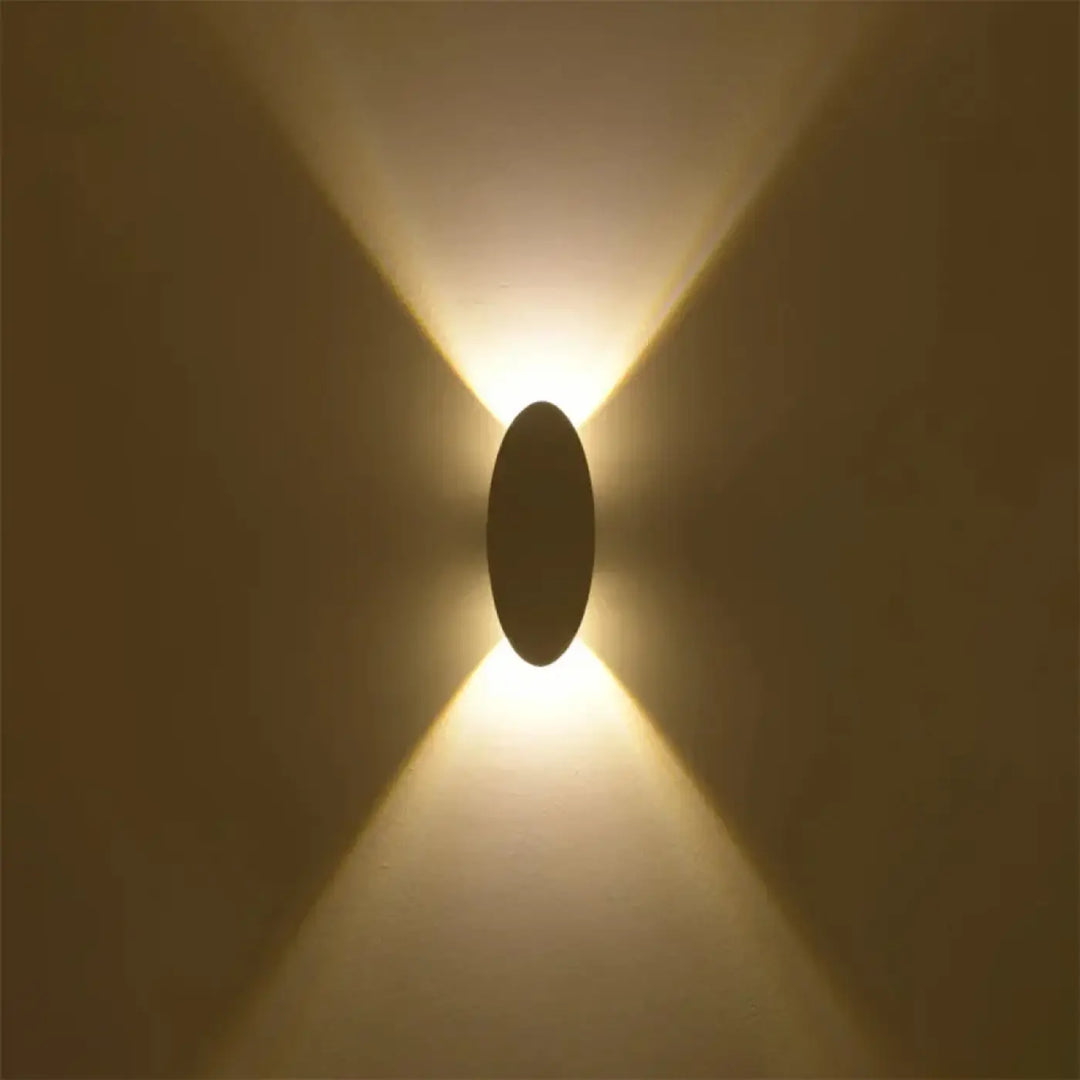 Applique murale LED ovale design blanc pour éclairage décoratif

