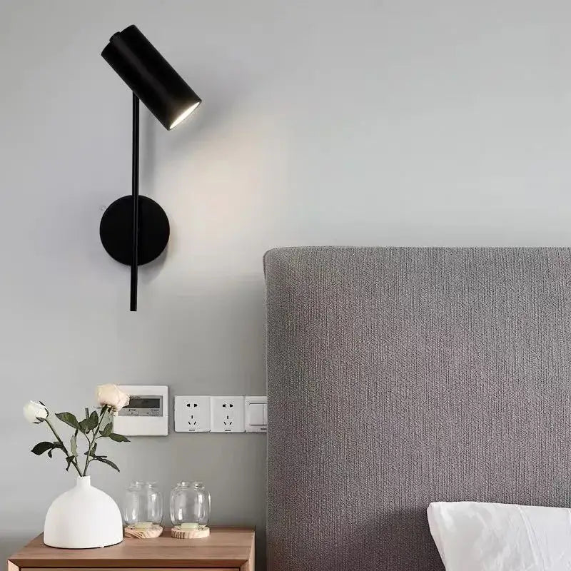 Applique murale led pivotante en laiton en finition noir ou doré