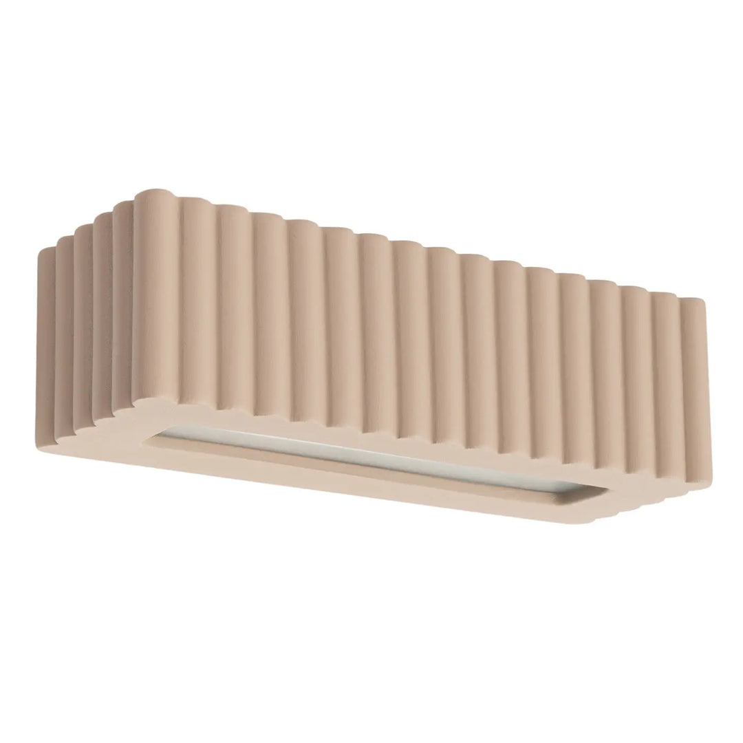 Applique murale rigata en céramique taupe avec design beige côtelé moderne et fonctionnalité élégante pour cheminée
