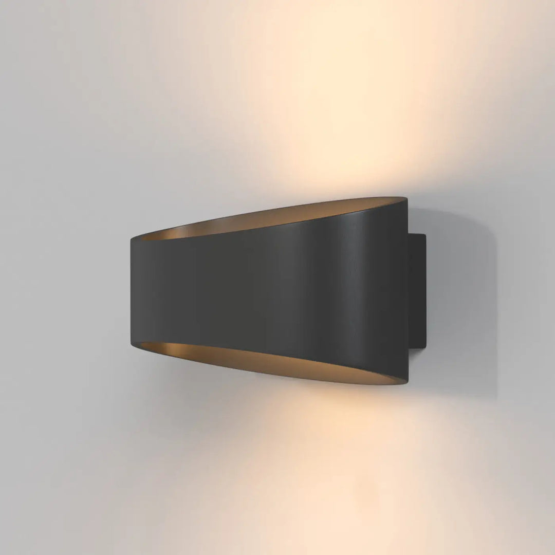 Applique murale trame elliptique noire moderne avec design incurvé et intérieur doré pour lumière rasante élégante