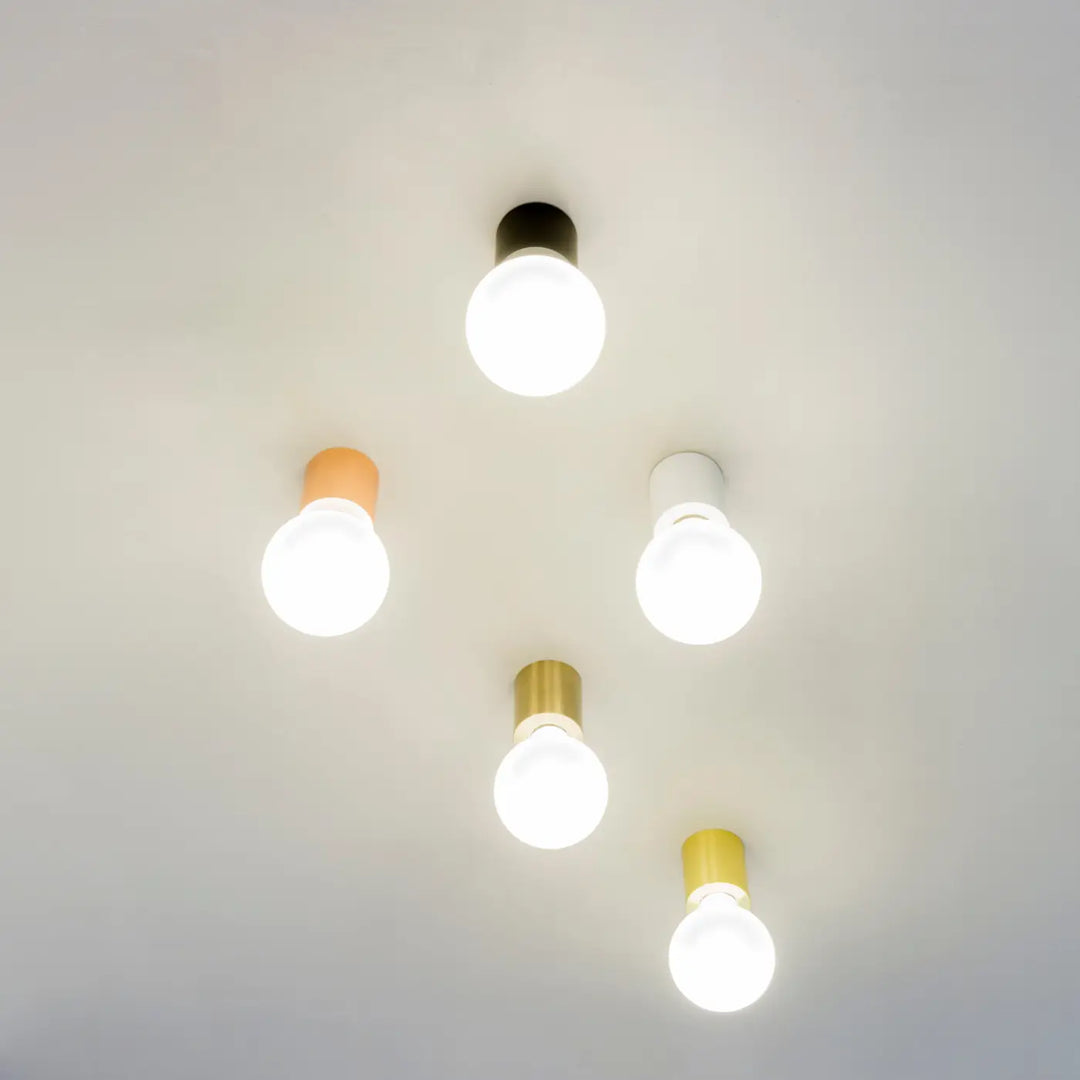 Applique Ten blanche dans un intérieur