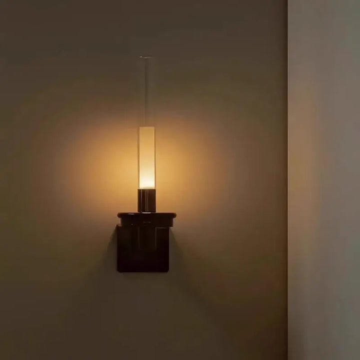 Applique murale minimaliste effet bougie moderne en noir