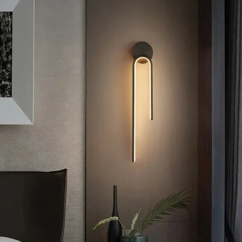 Applique Murale Moderne Au Style Épuré Mais Original