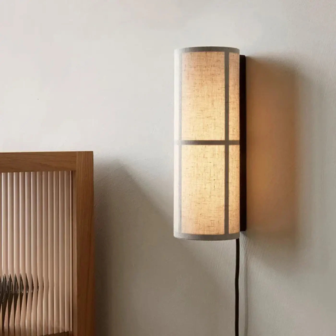 Applique Murale Moderne En Tissu Clair Diffuseur De Lumière Douce – Lustria