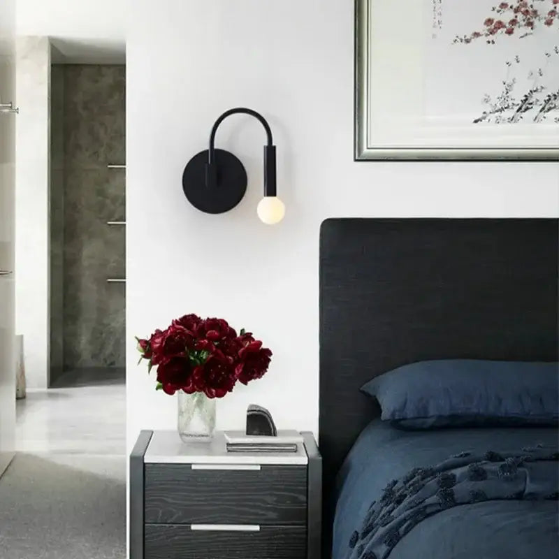 Applique Murale Noir Minimaliste Idéal Pour Une Chambre Moderne