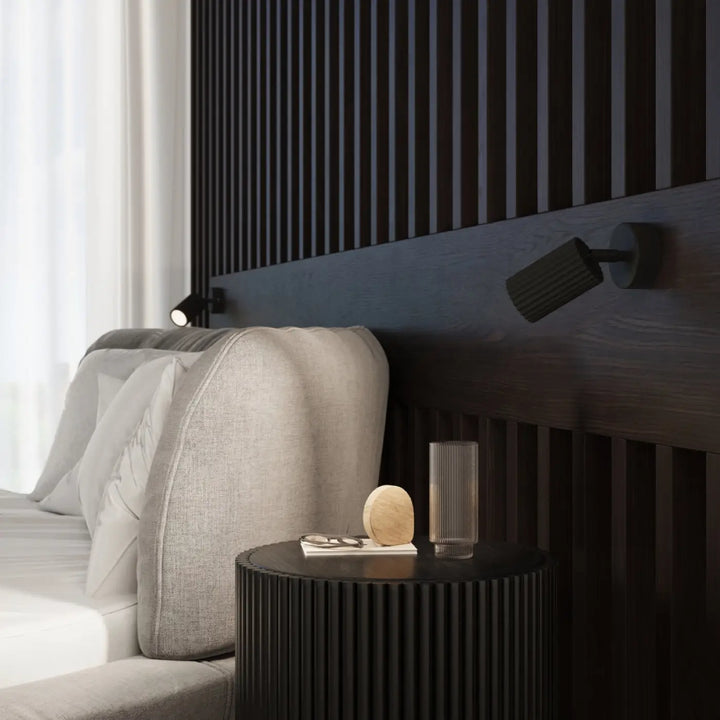 Applique murale avec interrupteur noir en design minimaliste comprenant ampoules gu10 interchangeables plafonnier Karbon allie