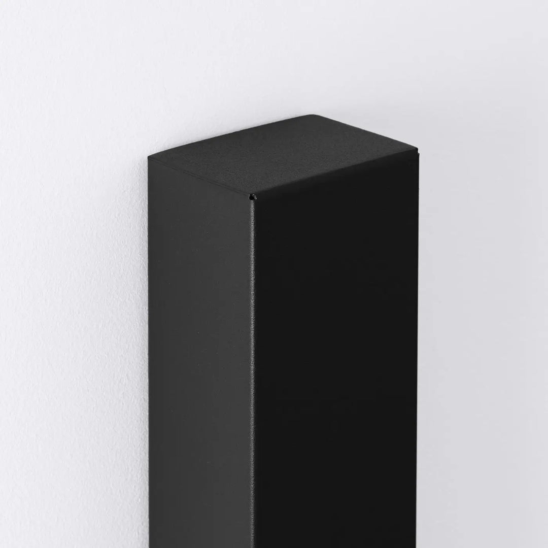 Applique murale freya 120 noir en finition mate, haut-parleur rectangulaire minimaliste de la collection cinq coloris