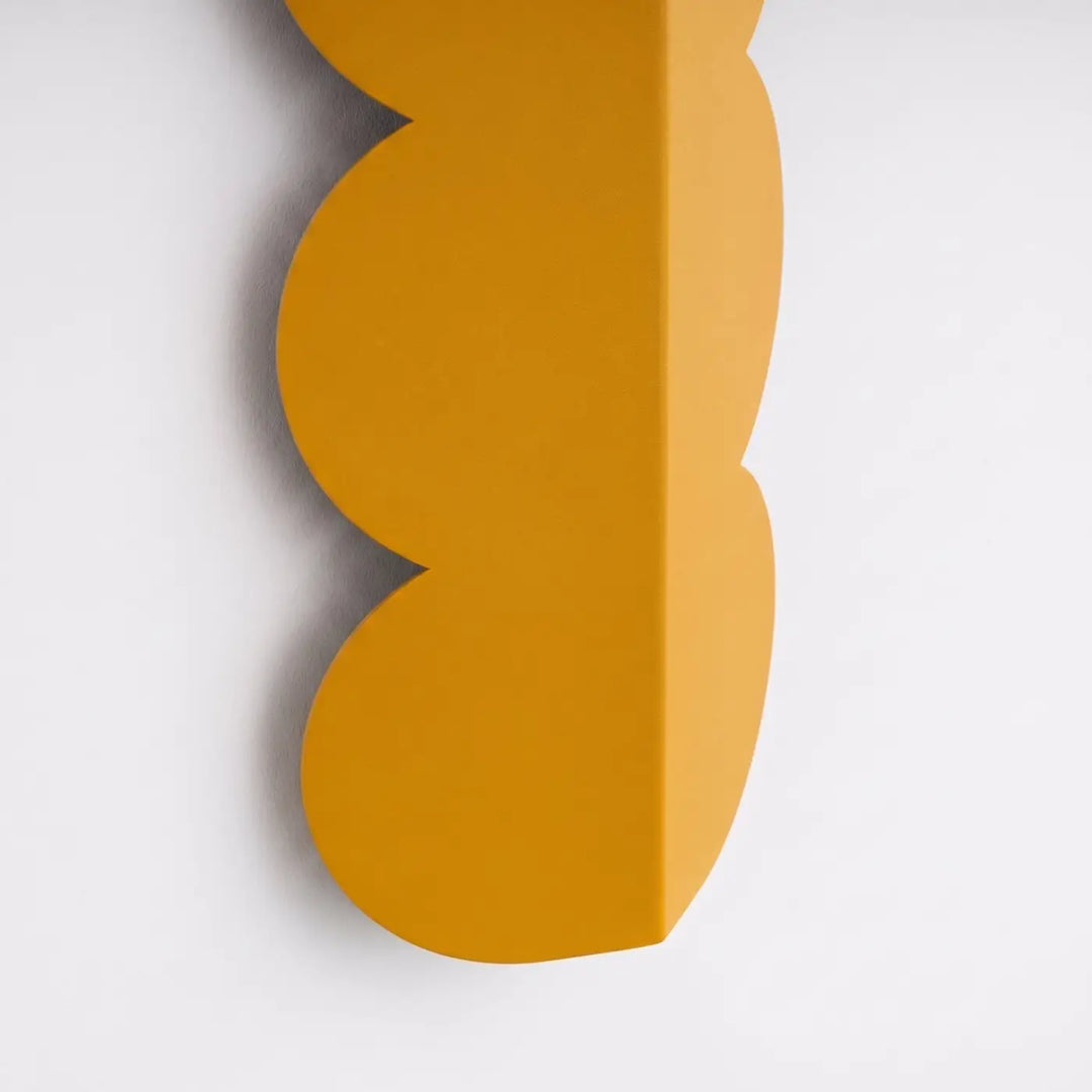 Applique murale BISCUIT jaune détail du pli