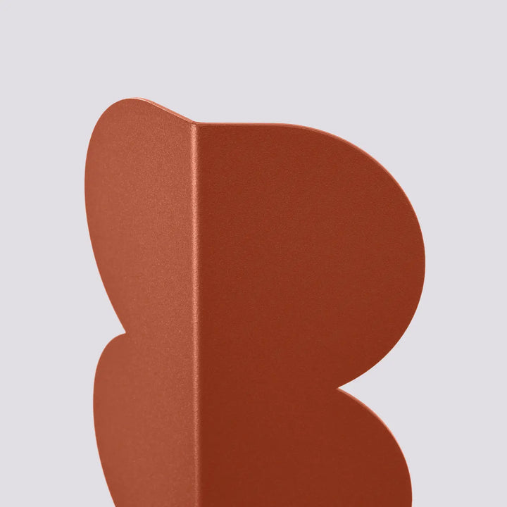 Applique murale BISCUIT ocre rouge détail de la forme ondulée