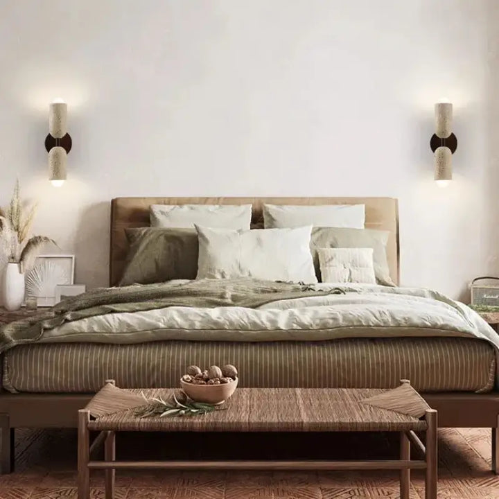 Applique murale en pierre avec un support en bois et à LED

