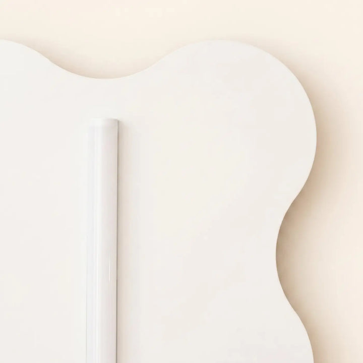 Applique murale KLOVER beige détail de la découpe