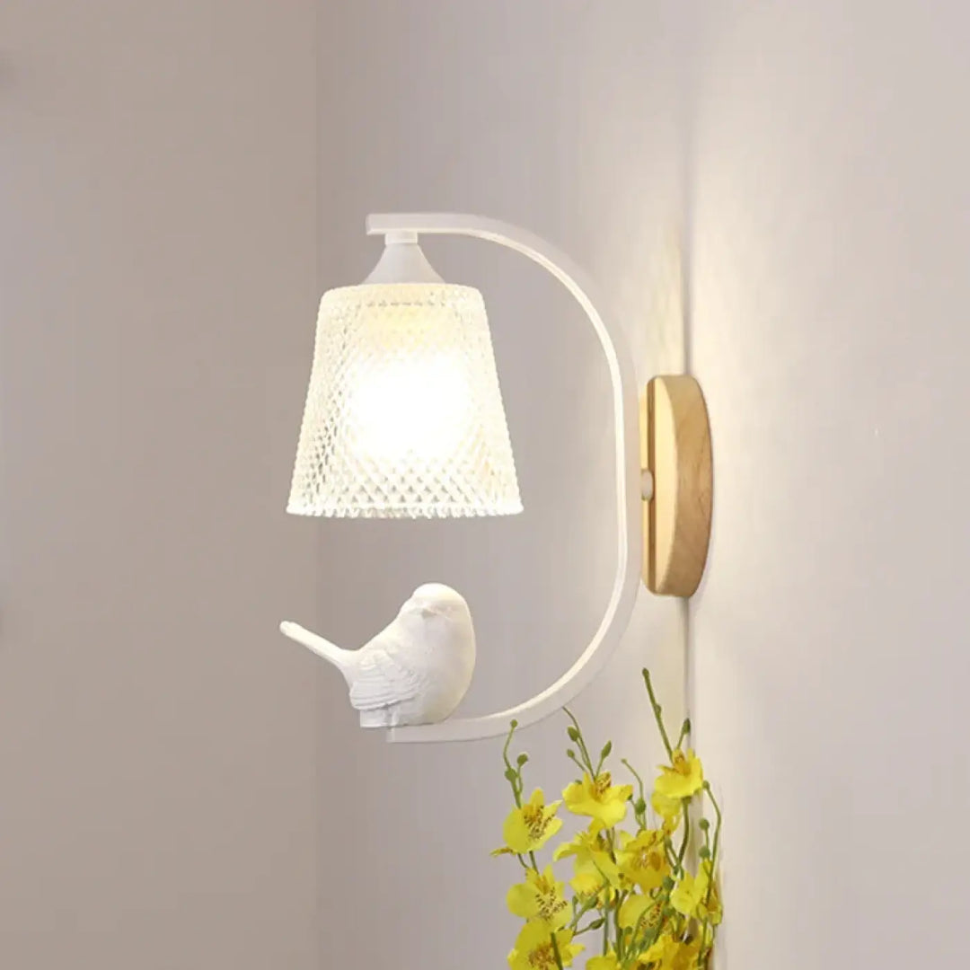 Applique murale scandinave avec un moineau blanc

