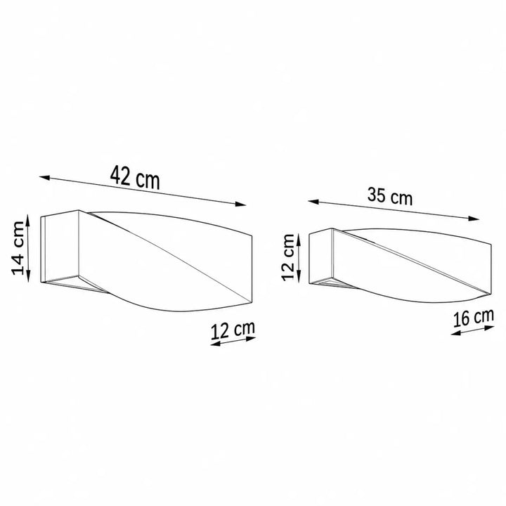 Applique murale sigma en céramique blanche avec ampoules e27 et forme torsadée au design minimaliste et angulaire